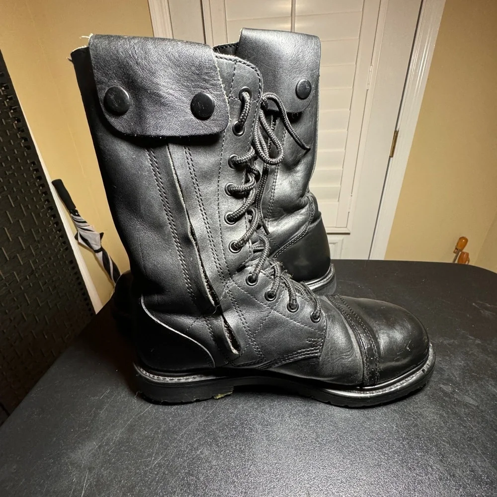 Bates size 8.5 paratrooper black boots